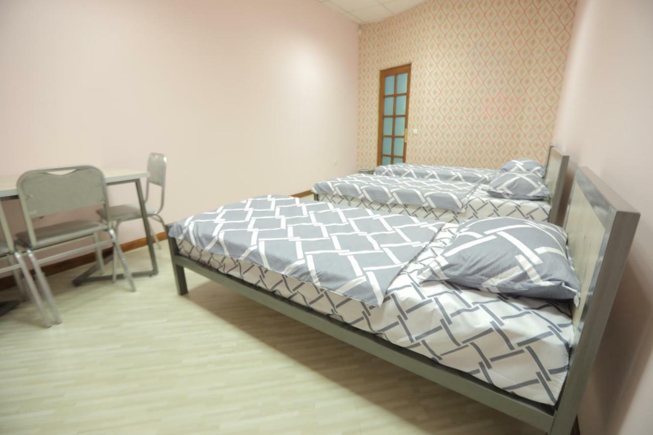 The Top Hostel Ташкент Екстериор снимка