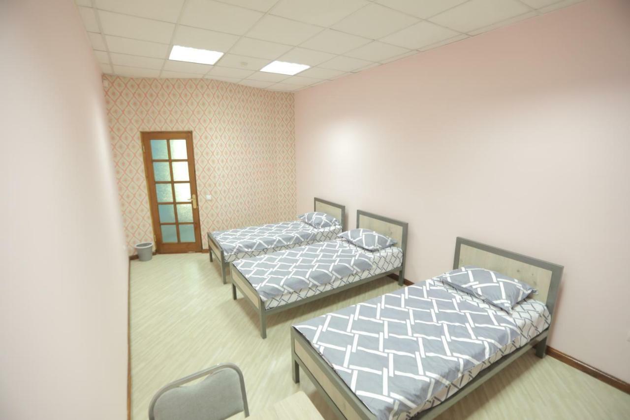 The Top Hostel Ташкент Екстериор снимка
