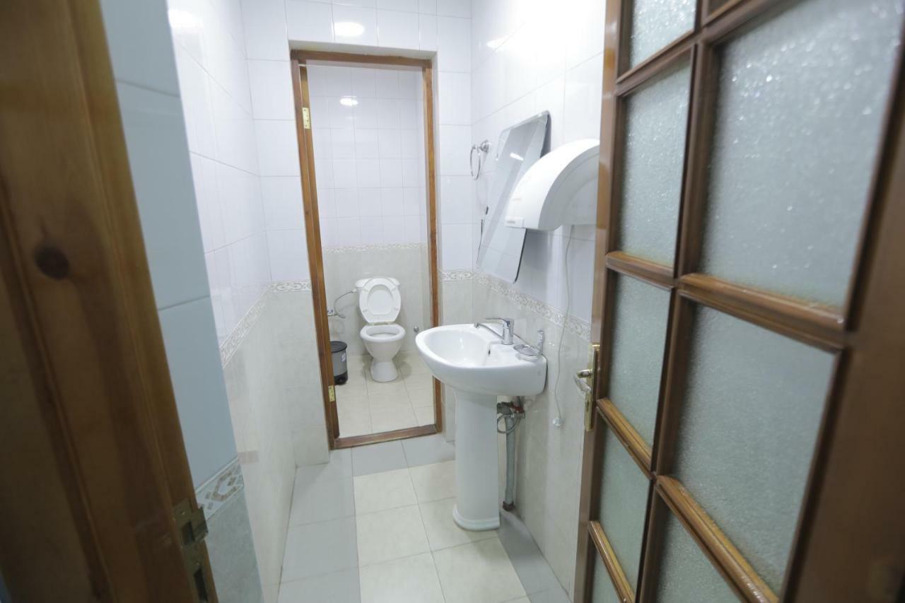 The Top Hostel Ташкент Екстериор снимка